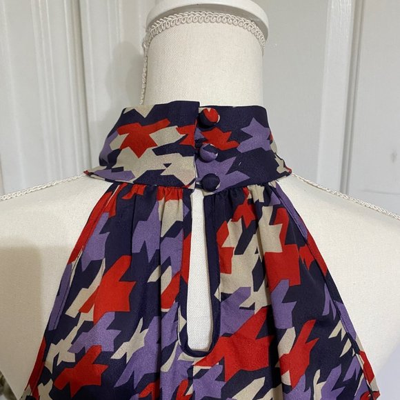 NWOT Banana Republic M Light Weight Top with Tie at Neckline - Picture 6 of 9